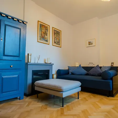 アパート Revived Classic Near Piata Romana - 3br Retreat