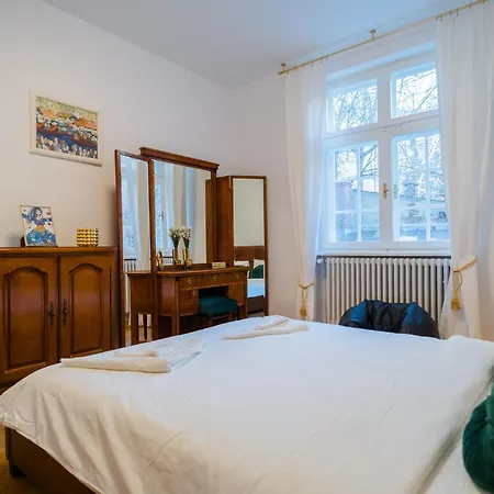 Daire Revived Classic Near Piata Romana - 3br Retreat *