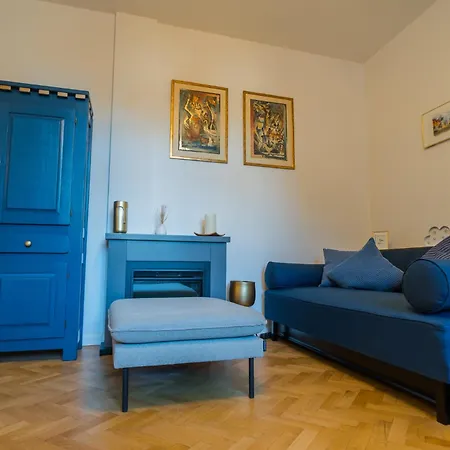 Revived Classic Near Piata Romana - 3br Retreat